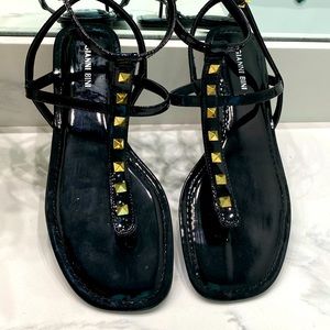 Gianni Bini patent leather sandal